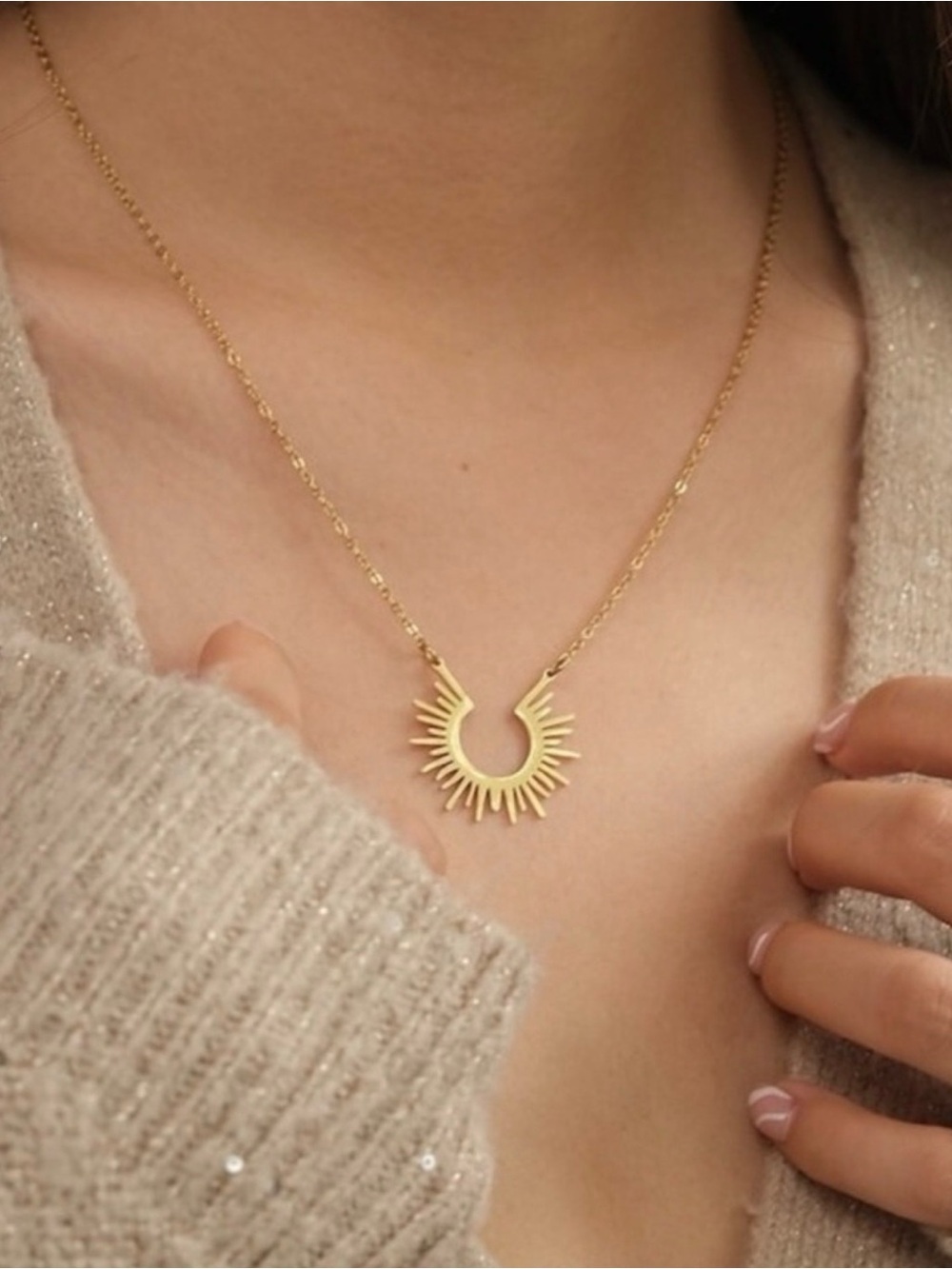 New Anthro Rays of Sunshine Sun Burst Boho Pendant Necklace ~ Golden Rays Silver - Picture 14 of 16